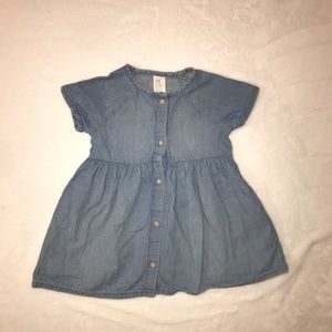Girls H&M size 12 months denim style dress in excellent condition.